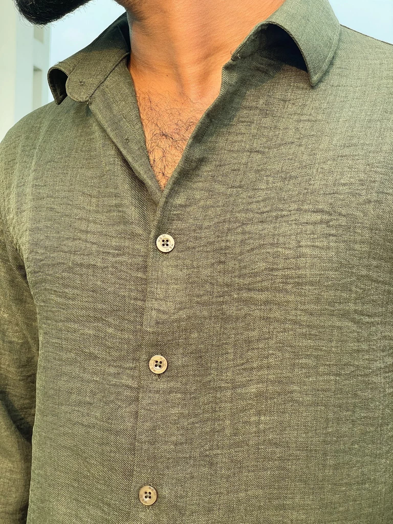 Men’s olive green textured boxy fit casual shirt